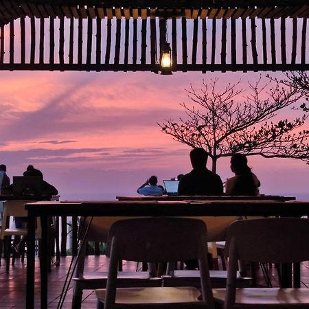 Pura Vida Varkala Hotel Bagian luar foto