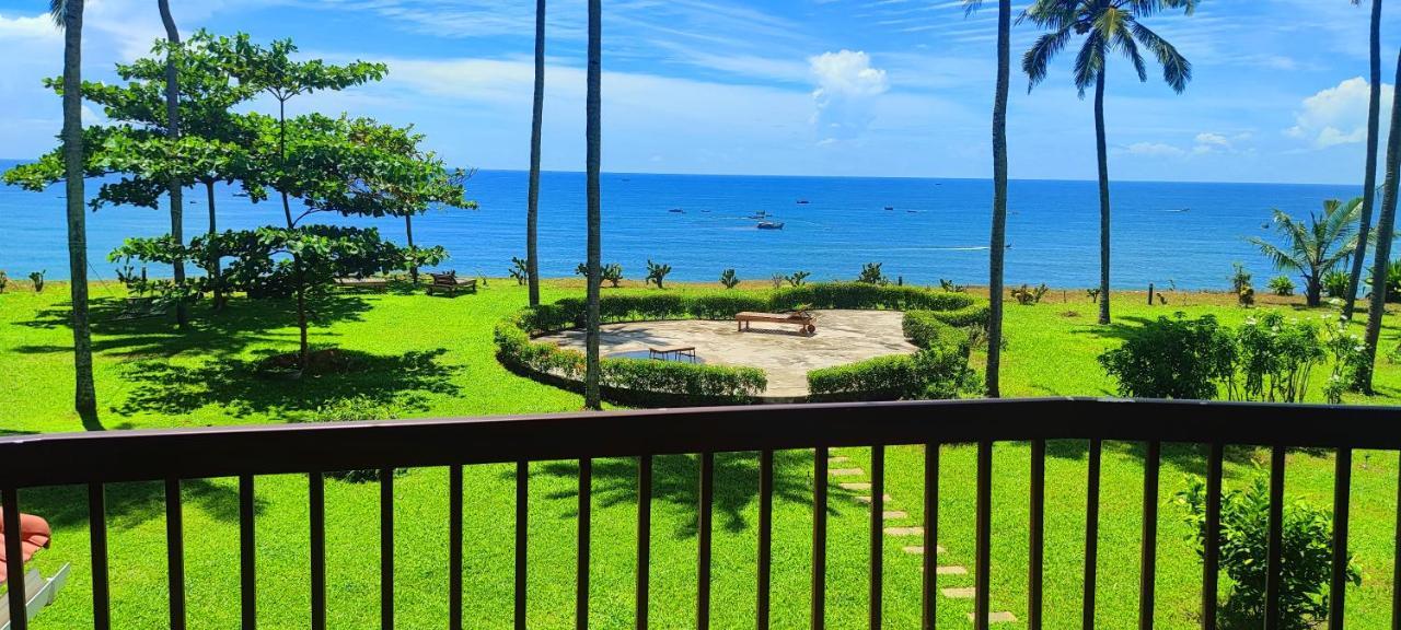 Pura Vida Varkala Hotel Bagian luar foto
