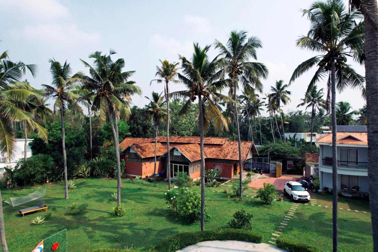 Pura Vida Varkala Hotel Bagian luar foto