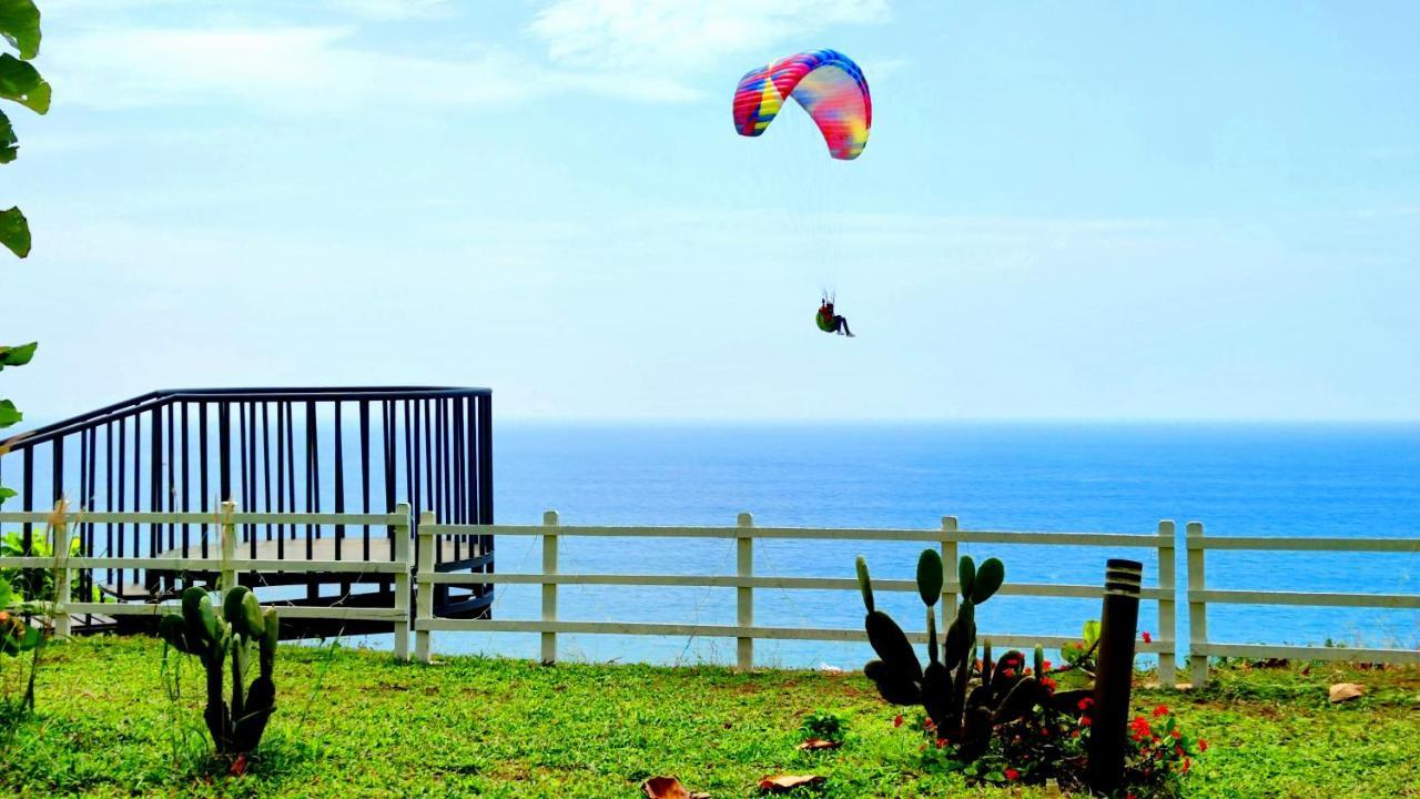 Pura Vida Varkala Hotel Bagian luar foto