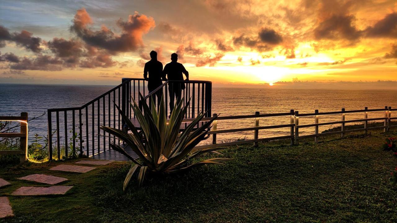 Pura Vida Varkala Hotel Bagian luar foto