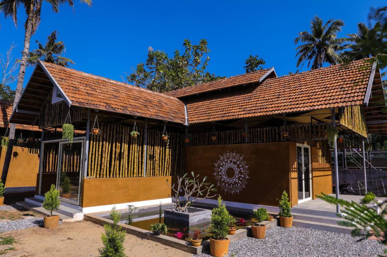 Pura Vida Varkala Hotel Bagian luar foto